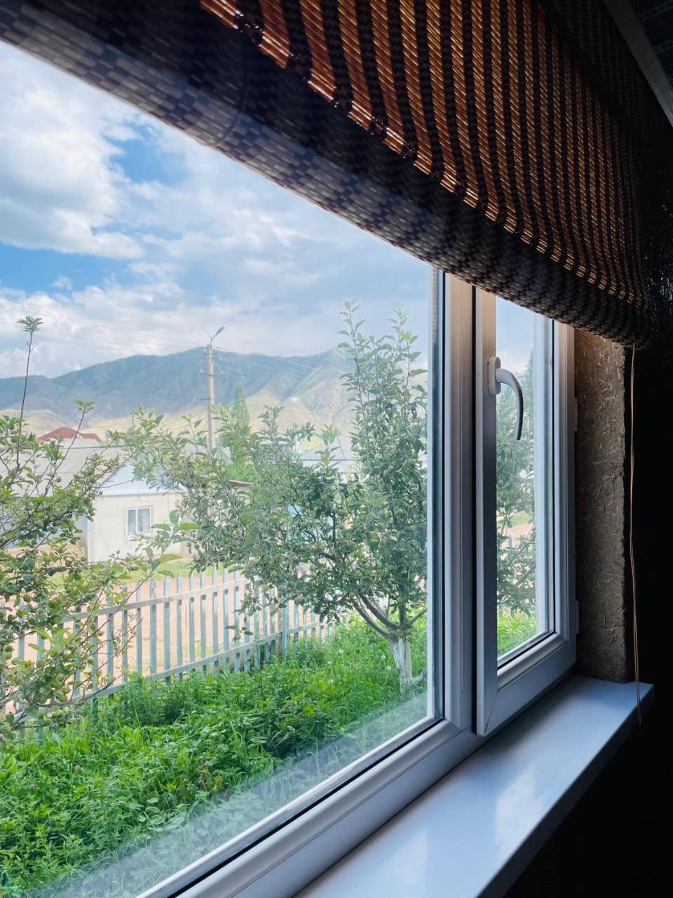 Guest House Amirhan Bokonbayevo Exterior foto